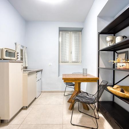 Bentzi...Boutique Apartment In Pangrati, Superior Suite Atenas Exterior foto